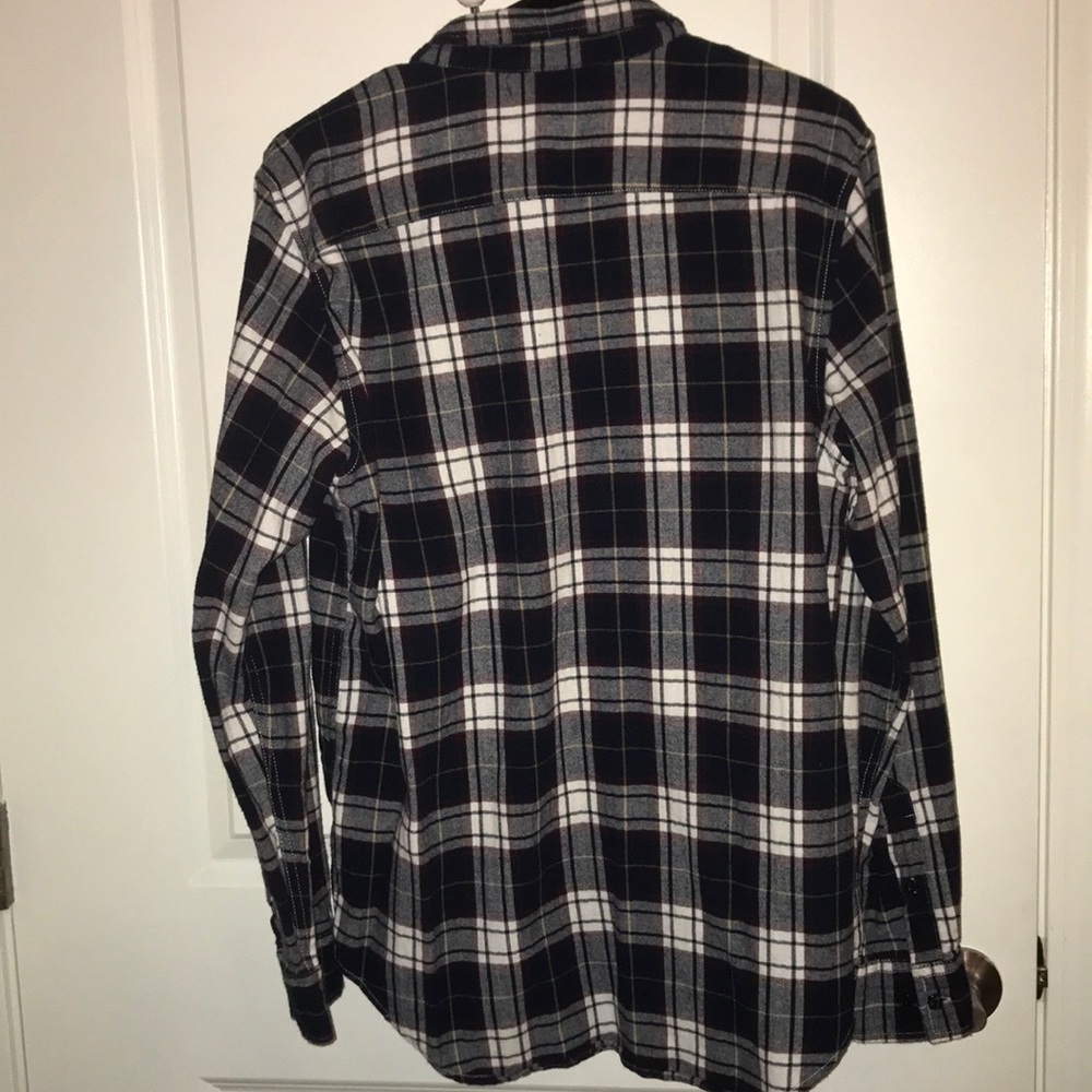 Long sleeve button up - Picture 3 of 3